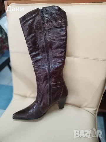 Дам.ботуши -естествена кожа, снимка 2 - Дамски боти - 52329487