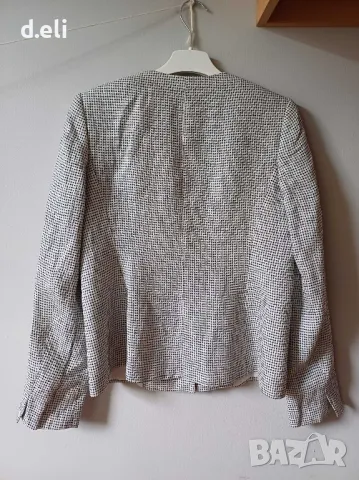 Max Mara. Original Size M 100% Лен, снимка 2 - Сака - 49841328