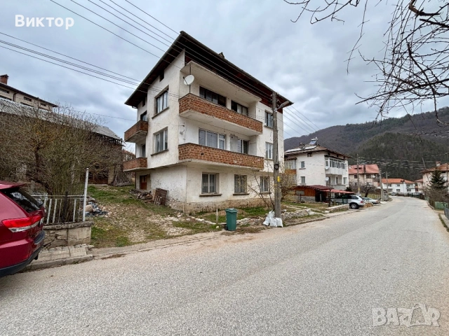 Масивна къща с двор и гаражи в гр. Смолян с. Смилян – тишина, природа и потенциал за инвестиция, снимка 15 - Къщи - 53208774