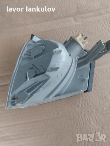 Десен мигач за Мерцедес Спринтер, снимка 2 - Части - 54018752