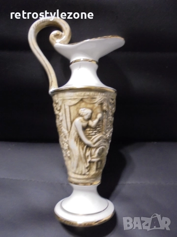 № 8365 Стара декоративна порцеланова кана R. Capodimonte    , снимка 2 - Други ценни предмети - 52418200