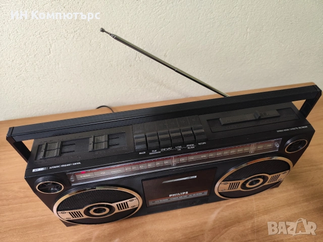 Продавам радиокасетофон Philips D8050, снимка 3 - Радиокасетофони, транзистори - 54336068