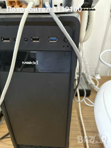 Компютър, снимка 2 - Работни компютри - 51366235