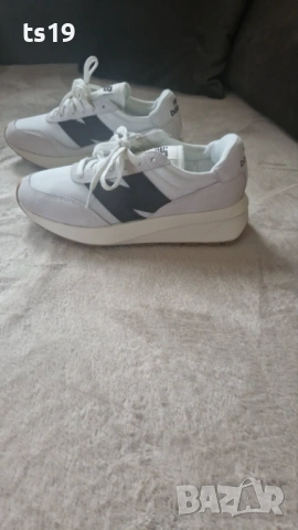 New Balance U370CA, снимка 2 - Маратонки - 54363485