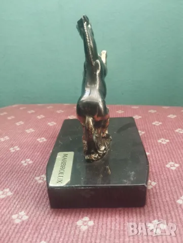 Статуетка кон, снимка 3 - Антикварни и старинни предмети - 48891767