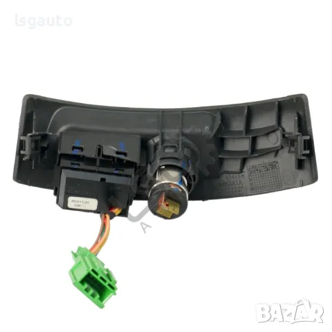 Интериорна лайсна със запалка и бутон тракшън контрол Volvo S 40 II 2004-2012 ID: 140254, снимка 2 - Части - 48404871