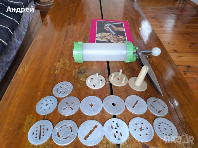 Стар шприц за сладки Универсал 16, снимка 3 - Антикварни и старинни предмети - 40192544