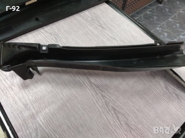 A1246202767**NEU**Mercedes-Benz* десн дренажен панел W124, снимка 3 - Части - 32107868