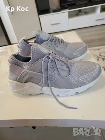 универсални маратонки Nike Huarache, снимка 2 - Маратонки - 42188742