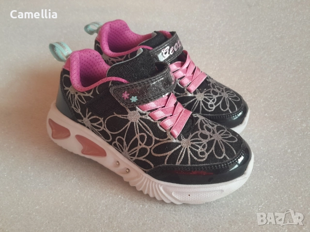 Маратонки Geox за момиче, 27-28 номер 