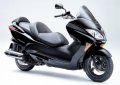 Honda Forza 250 НА ЧАСТИ!, снимка 1 - Мотоциклети и мототехника - 31551886