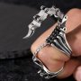 Готически винтидж пръстен с подвижен скорпион - уникално бижу за стилни и смели изяви