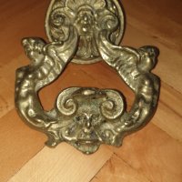 Масивна, бронзова хлопка за врата, снимка 1 - Антикварни и старинни предмети - 42390949