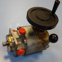 Хидравлична помпа LUCAS IP60/MMA hydraulic pump, снимка 2 - Резервни части за машини - 42221622