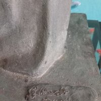 Стара бронзова статуя, снимка 13 - Антикварни и старинни предмети - 42462465