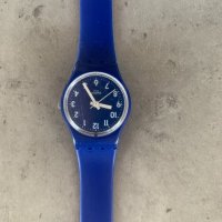 Дамски часовник Swatch, снимка 3 - Дамски - 42893291