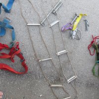 Petzl цяла сбруя,седалка - PETZL, made in FRANCE, алпийска екипировка седалка, снимка 15 - Други спортове - 33959524