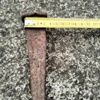 Стара кама за цепене на дърва, снимка 2 - Антикварни и старинни предмети - 44388317