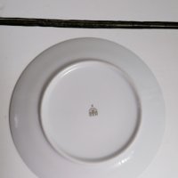Порцеланова чиния с лика на папа Йоан Павел 2, снимка 3 - Чинии - 34517194