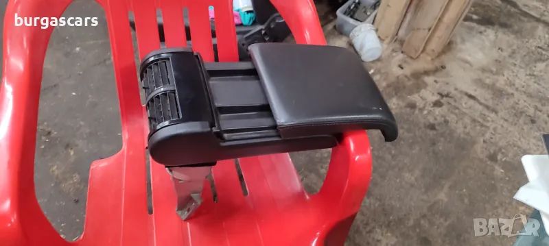 Подлакътник 24443643 Opel Vectra C - 70лв, снимка 1