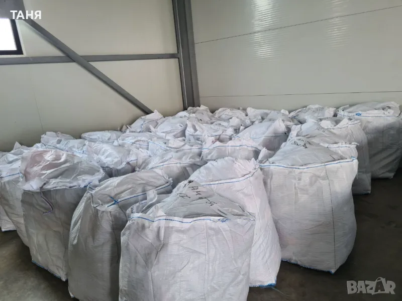 Продавам дрехи втора употреба , снимка 1