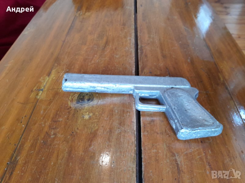 Стар детски пистолет,отливка, снимка 1