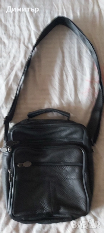 Продавам черна мъжка чанта от 100 процента естествена кожа , снимка 1