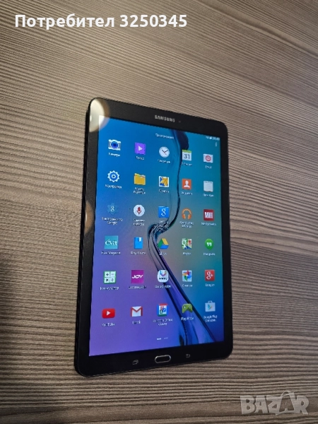 Таблет Samsung SM T560, снимка 1