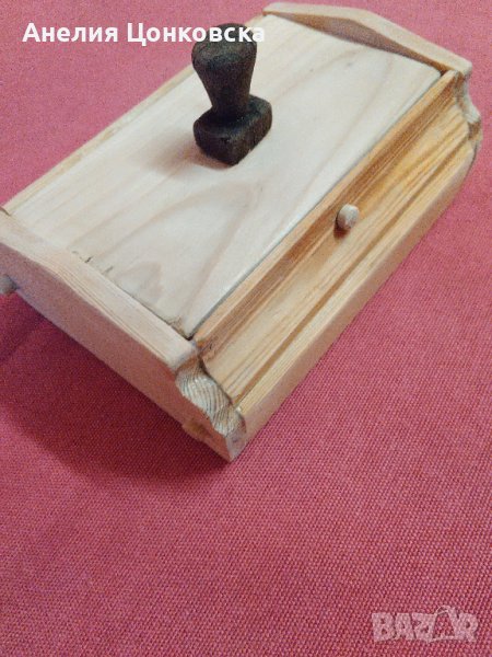 Дърв.кутия за бижута,ръчно изработена, снимка 1
