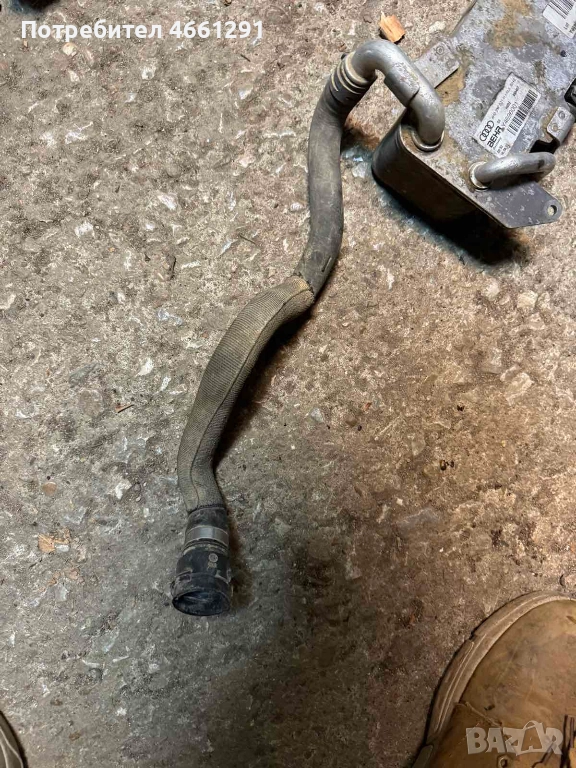 Гумено водно съединение Ауди Audi A8 D4 H4 3.0TDI 251ps. само за 40лв. 4H0121449Q, снимка 1