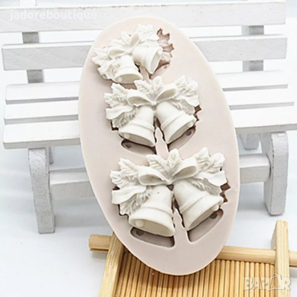 Силиконов молд коледни камбанки, снимка 1