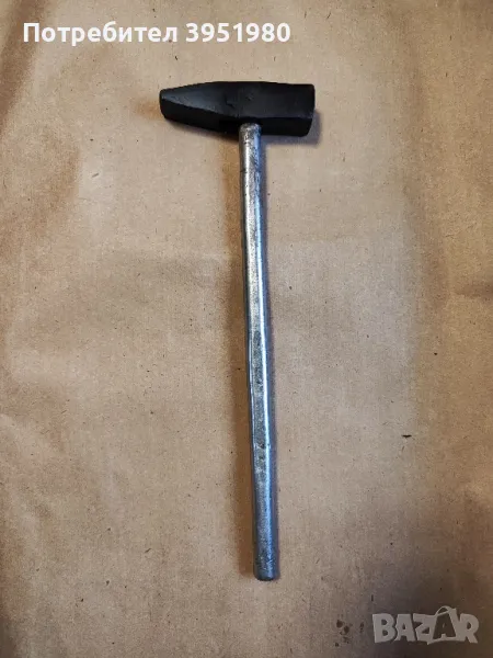 Стар малък чук с метална дръжка, снимка 1