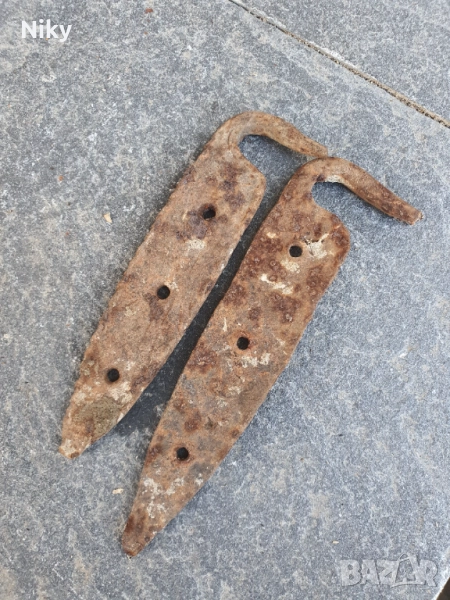 Ковани панти за врата , снимка 1