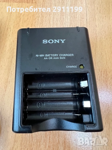 Зарядно за АА и ААА батерии Sony, снимка 2 - Друга електроника - 52430396