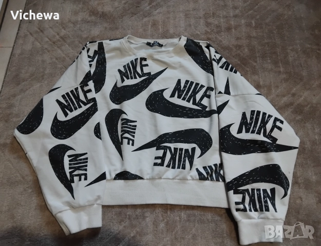 Дамска спортна брузка 