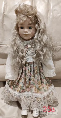 Порцеланова кукла , снимка 1