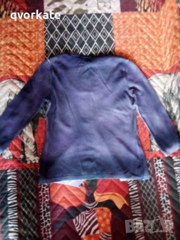 Жилетка, снимка 2 - Детски пуловери и жилетки - 40528892
