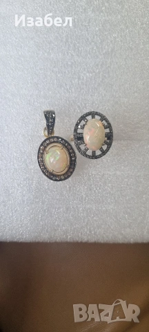 Висулка и пръстен с опал и диаманти