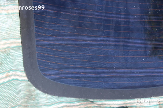 Стъкло задно Мазда 3 2008 2.3i 158hp Mazda 3 седан, снимка 5 - Части - 50659769