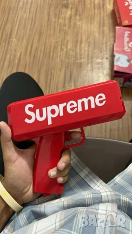 Пистолет за пари