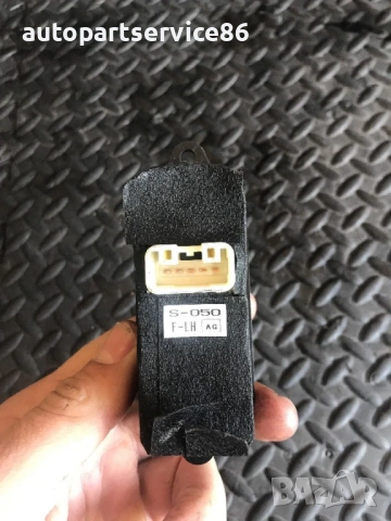 Бутон за електрически прозорец предна лява врата за Subaru Legacy 2.5 (2004–2008) 94266AG030, снимка 2 - Части - 54215854