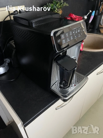 Кафемашина Philips EP3246LatteGo, снимка 4 - Кафемашини - 52412198