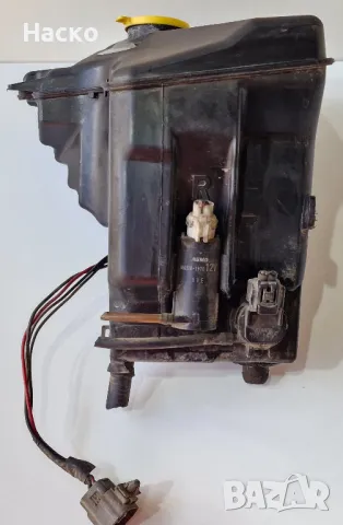 Казанче Чистачки с Помпа Помпички Мазда 6 Mazda 6 2002 - 2008, снимка 2 - Части - 47835071