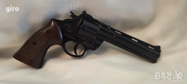 Колекционерски револвер с капси – реплика на Colt Python Magnum .357