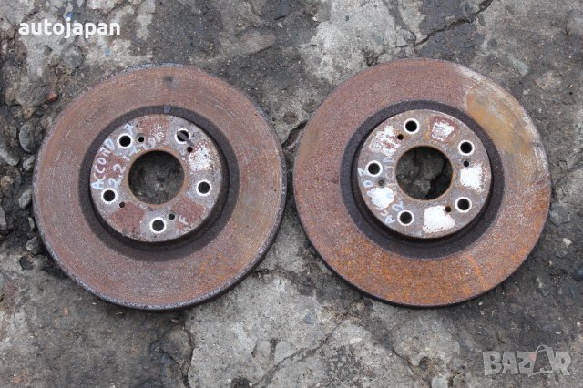 Предни спирачни дискове Хонда акорд 7 2.2 и-цтди 140кс комби 04г Honda accord 7 2.2i-ctdi 140hp 2004