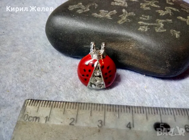 СИМПАТИЧНА СРЕБРИСТА ЕМАЙЛИРАНА ФИГУРАЛНА АРТ БРОШКА - КАЛИНКА с ФАСЕТИРАНИ КРИСТАЛИ 48831, снимка 6 - Други - 48828163