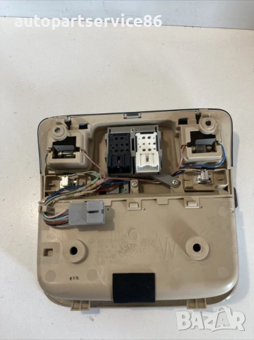 Интериорно четливо осветление за предната част за Subaru Tribeca 3.0 V6 (2009) , снимка 2 - Части - 54228223