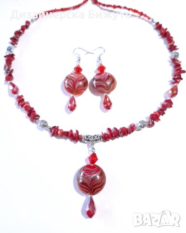 Прекрасен комплект бижута обеци и колие с червени Корали, кристали и ръчно изработени Мурано мъниста, снимка 3 - Бижутерийни комплекти - 42923968