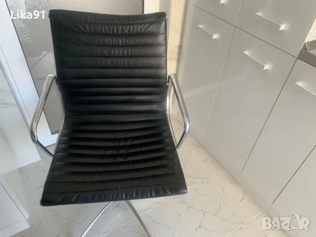 Продавам стабилен стол за бюро., снимка 6 - Столове - 47315418