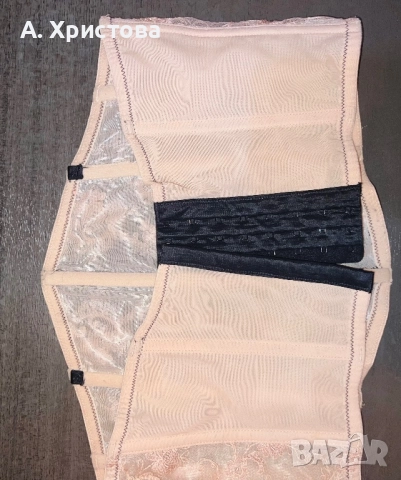 Корсет Victoria’s Secret с дантела черно и розово, снимка 4 - Бельо - 52243681